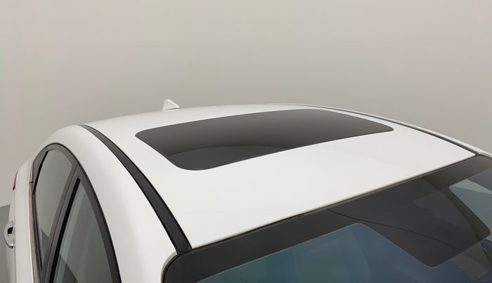 2019 Hyundai Verna 1.6 VTVT SX (O) AT, Petrol, Automatic, 30,116 km, Roof