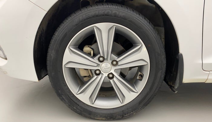 2019 Hyundai Verna 1.6 VTVT SX (O) AT, Petrol, Automatic, 30,116 km, Left Front Wheel