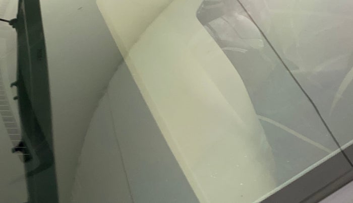 2016 Hyundai Elite i20 ASTA 1.2 (O), Petrol, Manual, 57,766 km, Front windshield - Minor spot on windshield