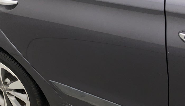 2016 Hyundai Elite i20 ASTA 1.2 (O), Petrol, Manual, 57,766 km, Right rear door - Slightly dented