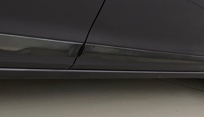 2016 Hyundai Elite i20 ASTA 1.2 (O), Petrol, Manual, 57,766 km, Right running board - Slightly dented