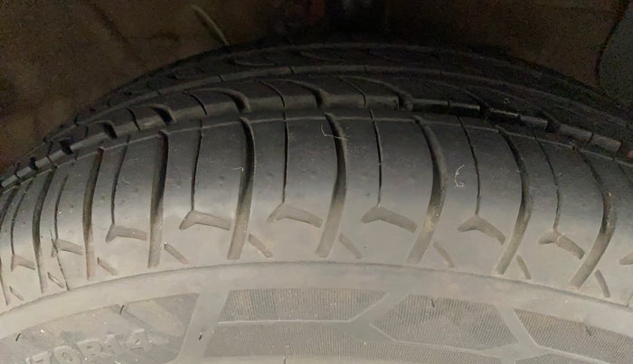 2019 Hyundai NEW SANTRO ASTA MT, Petrol, Manual, 78,119 km, Right Front Tyre Tread
