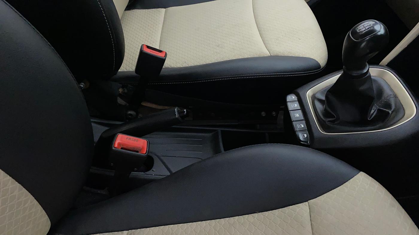 2019 Hyundai NEW SANTRO ASTA MT, Petrol, Manual, 78,119 km, Gear Lever
