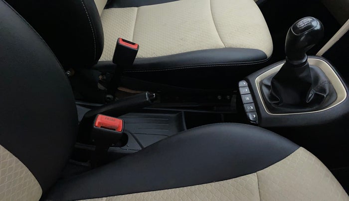 2019 Hyundai NEW SANTRO ASTA MT, Petrol, Manual, 78,119 km, Gear Lever