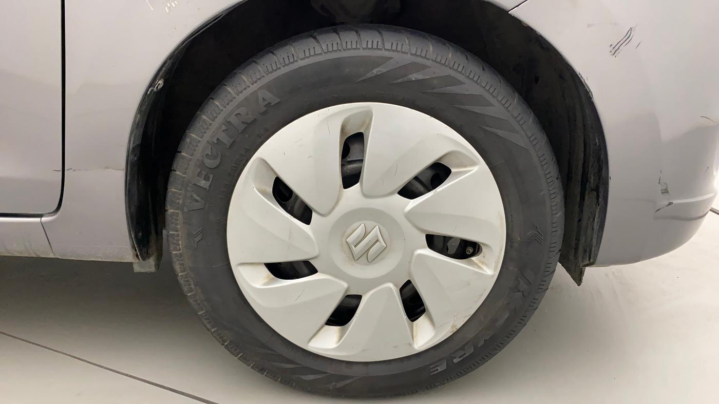 2014 Maruti Celerio VXI, Petrol, Manual, 92,750 km, Right Front Wheel