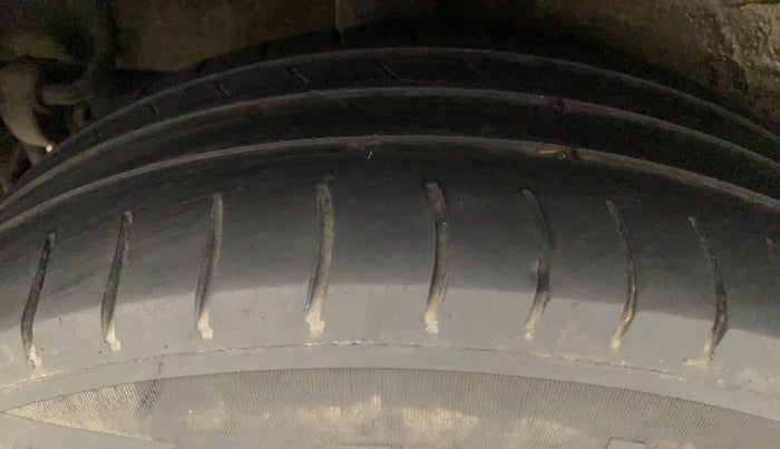 2014 Maruti Celerio VXI, Petrol, Manual, 92,750 km, Right Rear Tyre Tread