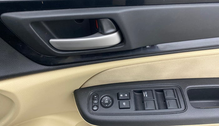 2018 Honda Amaze 1.2L I-VTEC V CVT, Petrol, Automatic, 73,912 km, Driver Side Door Panels Control