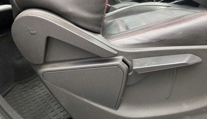 2016 Ford Ecosport TITANIUM+ 1.5L DIESEL, Diesel, Manual, 88,563 km, Driver Side Adjustment Panel