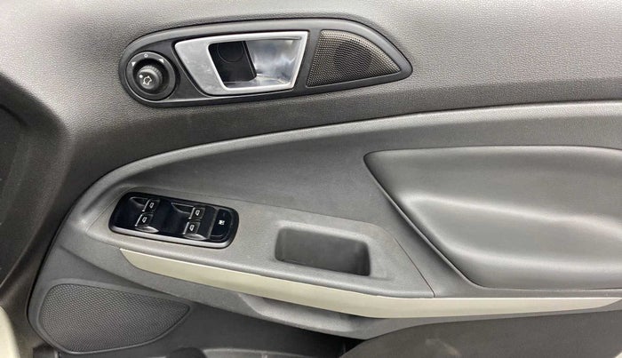 2016 Ford Ecosport TITANIUM+ 1.5L DIESEL, Diesel, Manual, 88,563 km, Driver Side Door Panels Control