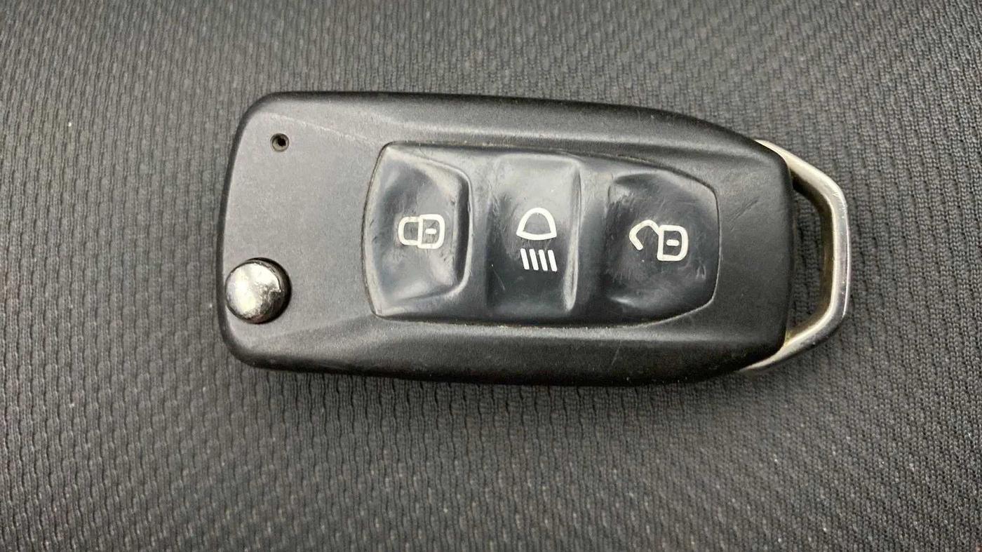 2019 Tata Tiago XZ PLUS PETROL, Petrol, Manual, 57,797 km, Key Close Up
