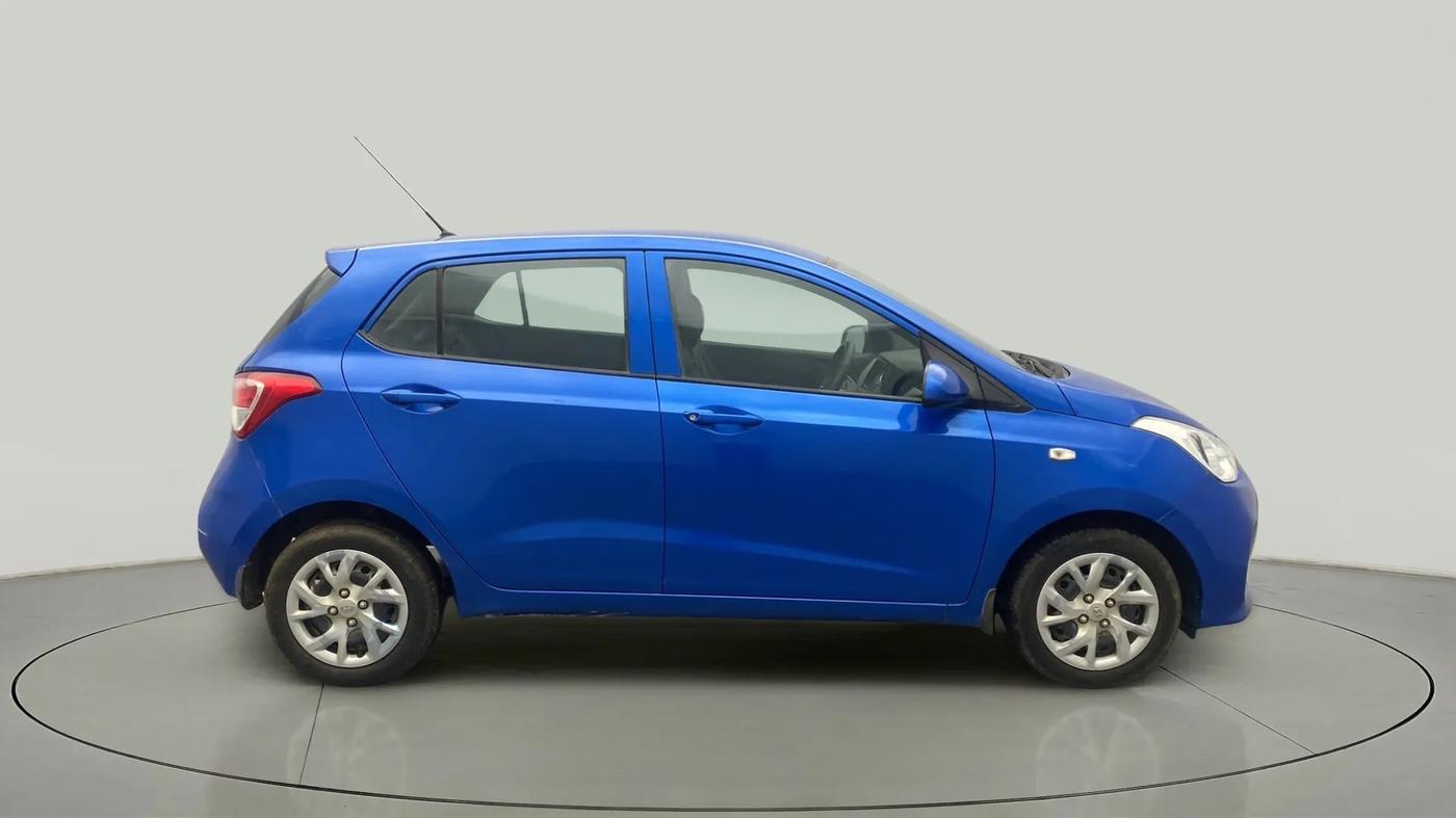 2017 Hyundai Grand i10 MAGNA 1.2 KAPPA VTVT, Petrol, Manual, 27,881 km, Right Side View