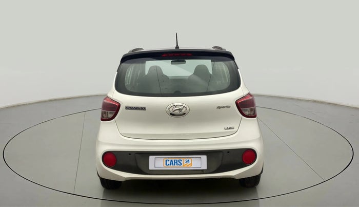 2019 Hyundai Grand i10 SPORTZ 1.2 KAPPA VTVT DUAL TONE, Petrol, Manual, 26,379 km, Back/Rear