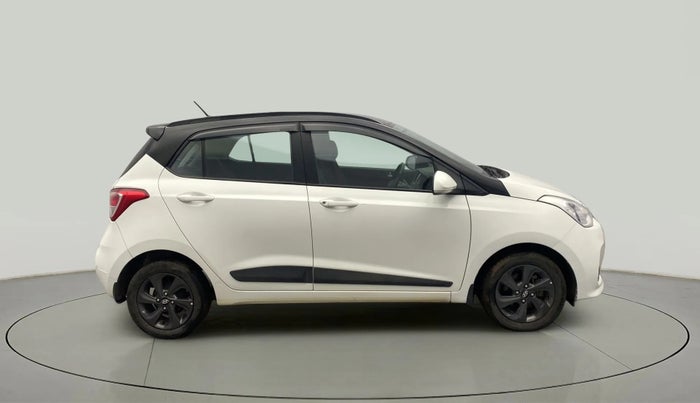 2019 Hyundai Grand i10 SPORTZ 1.2 KAPPA VTVT DUAL TONE, Petrol, Manual, 26,379 km, Right Side View