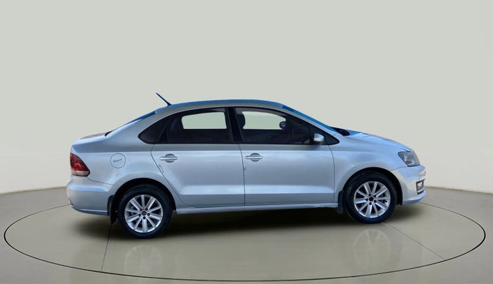 2016 Volkswagen Vento HIGHLINE 1.6 MPI, Petrol, Manual, 95,760 km, Right Side View