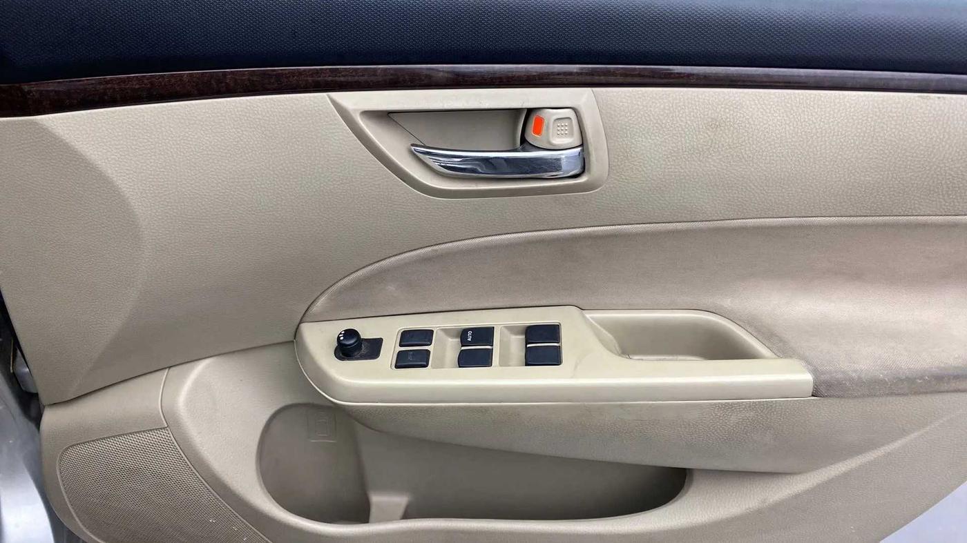 2013 Maruti Swift Dzire VXI, Petrol, Manual, 44,406 km, Driver Side Door Panels Control