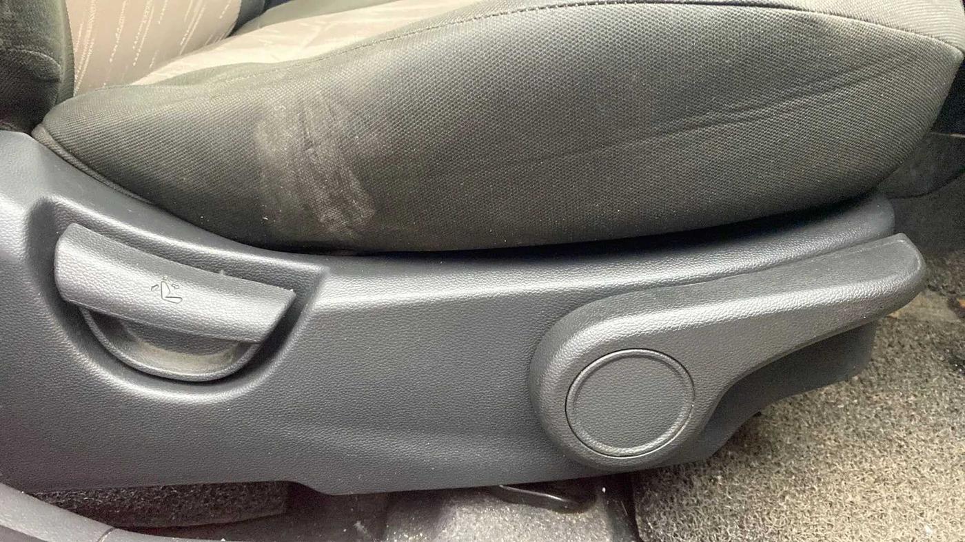 2014 Hyundai Xcent S 1.2, Petrol, Manual, 63,189 km, Driver Side Adjustment Panel