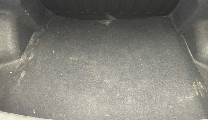 2014 Hyundai Xcent S 1.2, Petrol, Manual, 63,189 km, Boot Inside