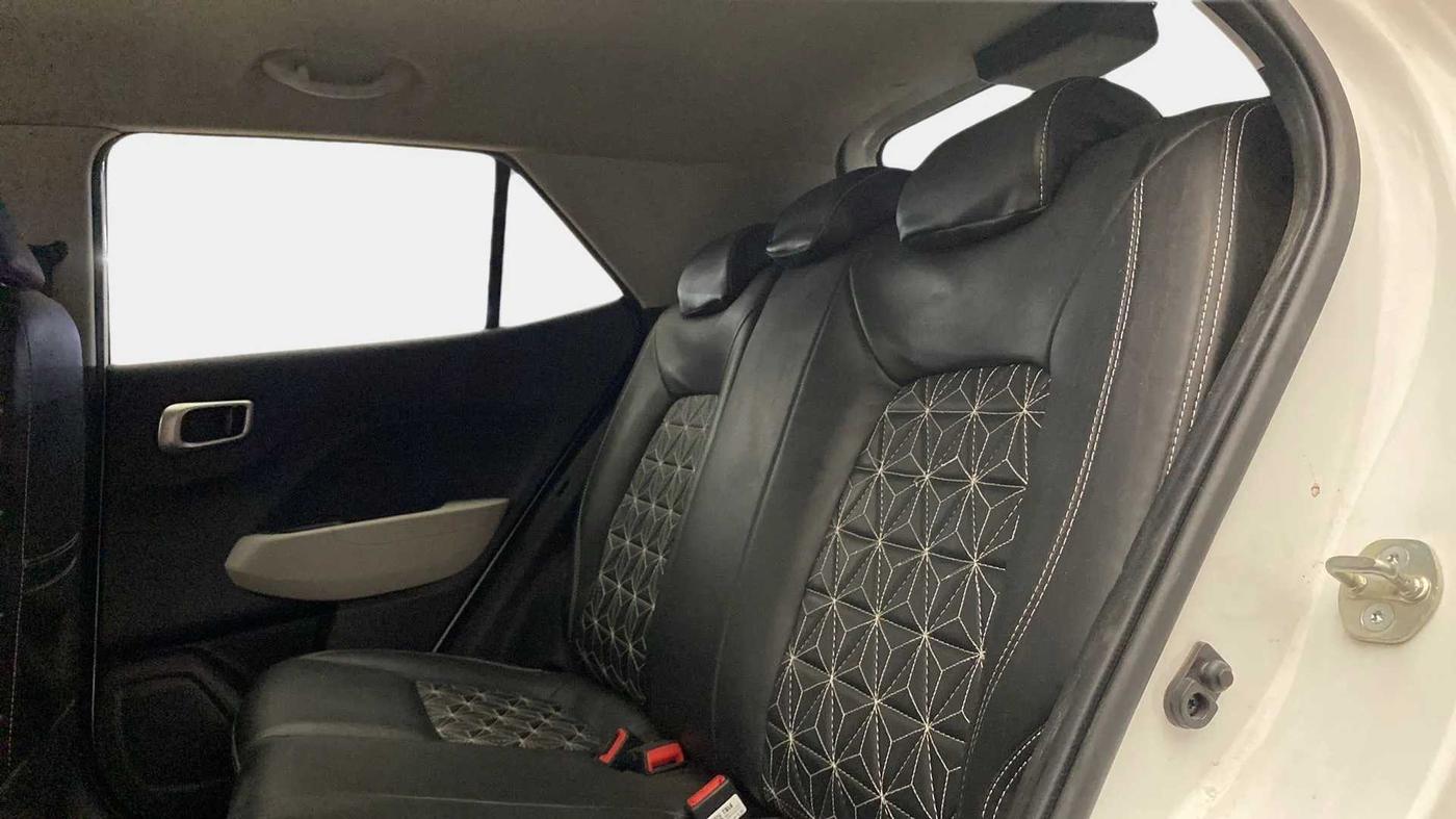 2023 Hyundai VENUE S 1.2, Petrol, Manual, 13,812 km, Right Side Rear Door Cabin