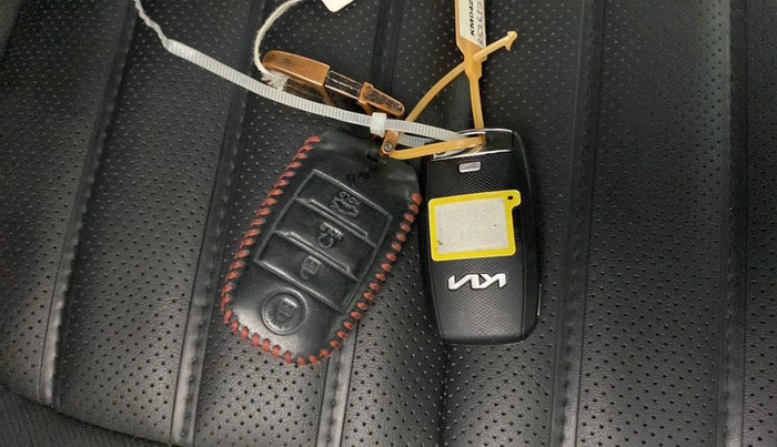 2022 KIA SELTOS GTX PLUS DCT 1.4 PETROL, Petrol, Automatic, 17,491 km, Key Close Up