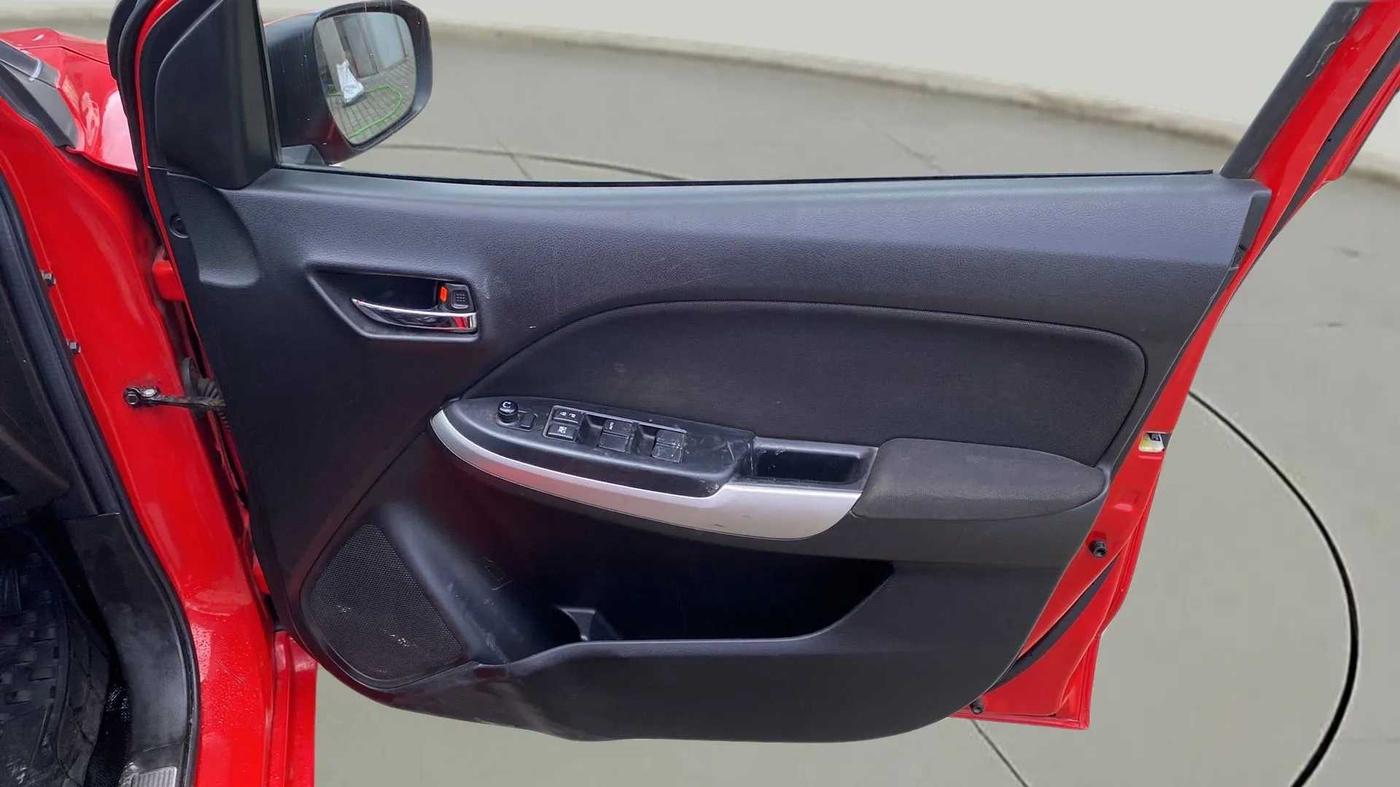 2018 Maruti Baleno DELTA PETROL 1.2, Petrol, Manual, 47,474 km, Driver Side Door Panels Control