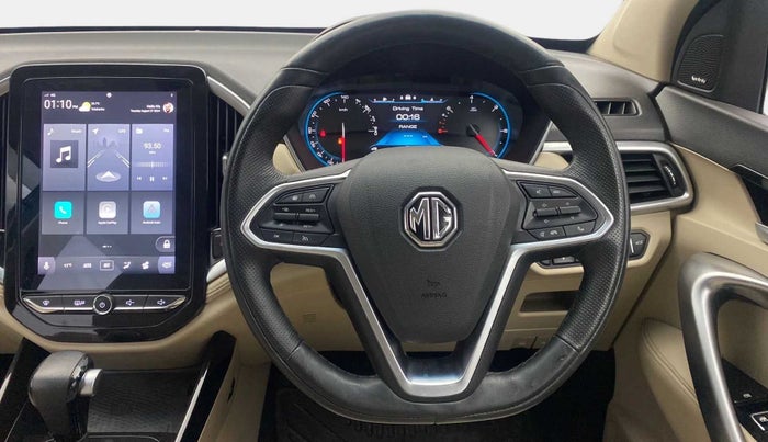 2021 MG HECTOR SHARP 1.5 PETROL CVT, Petrol, Automatic, 25,091 km, Steering Wheel Close Up