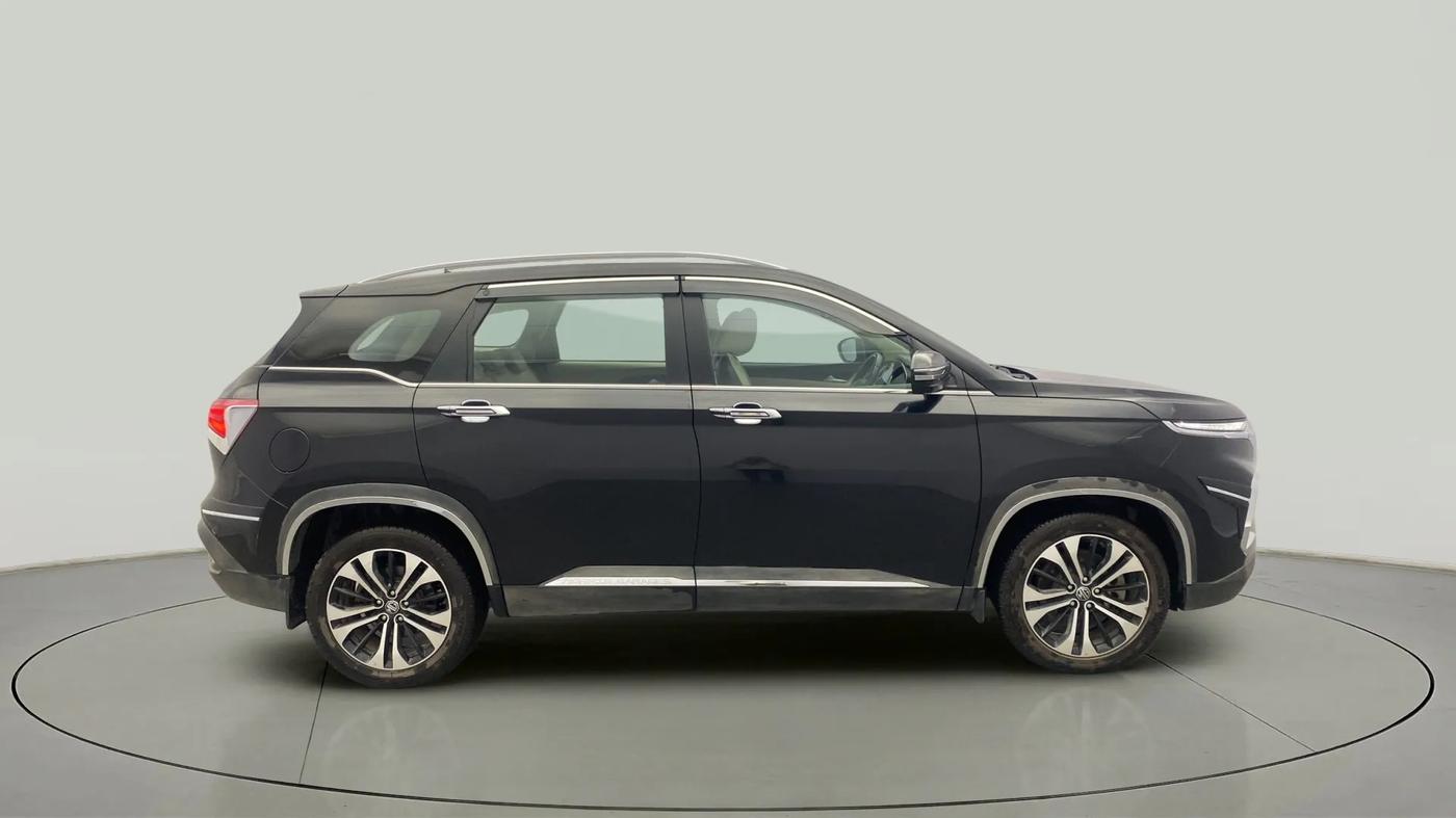 2021 MG HECTOR SHARP 1.5 PETROL CVT, Petrol, Automatic, 25,091 km, Right Side View