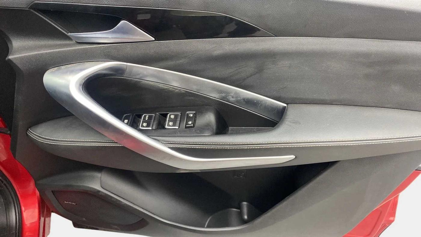 2019 MG HECTOR SHARP 1.5 DCT PETROL, Petrol, Automatic, 28,690 km, Driver Side Door Panels Control
