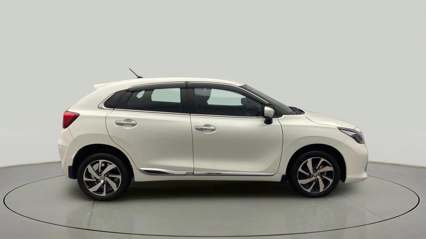 2024 Toyota Glanza V AMT, Petrol, Automatic, 10,441 km, Right Side View