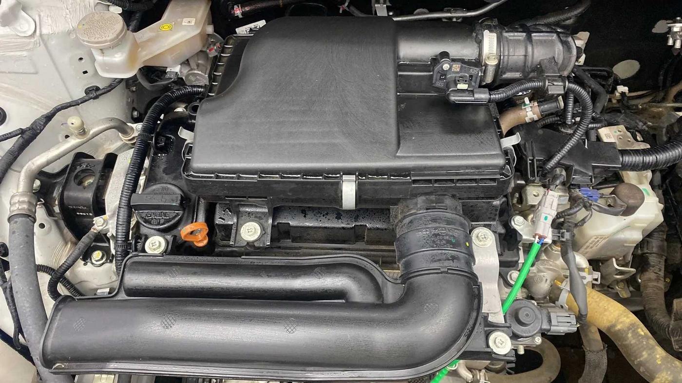 2024 Toyota Glanza V AMT, Petrol, Automatic, 10,441 km, Open Bonet