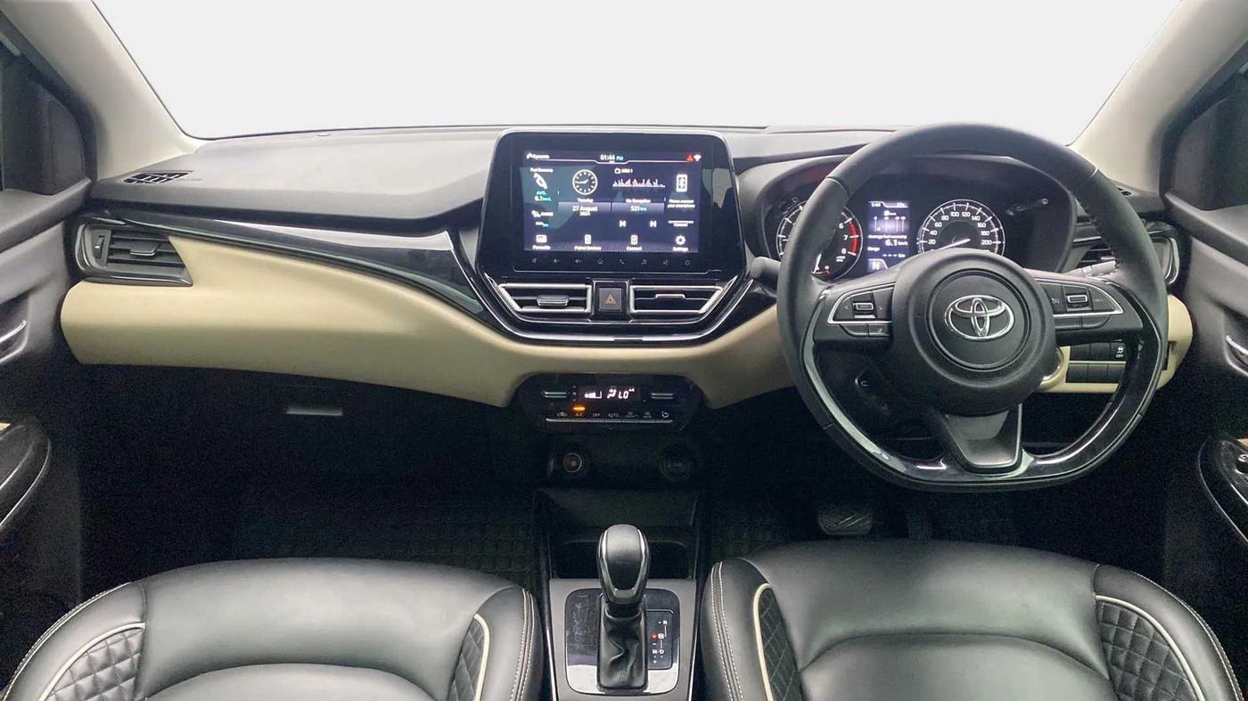 2024 Toyota Glanza V AMT, Petrol, Automatic, 10,441 km, Dashboard