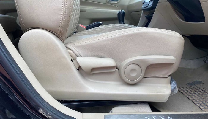 2022 Maruti Ciaz ZETA 1.5 SHVS MT PETROL, Petrol, Manual, 18,724 km, Driver Side Adjustment Panel