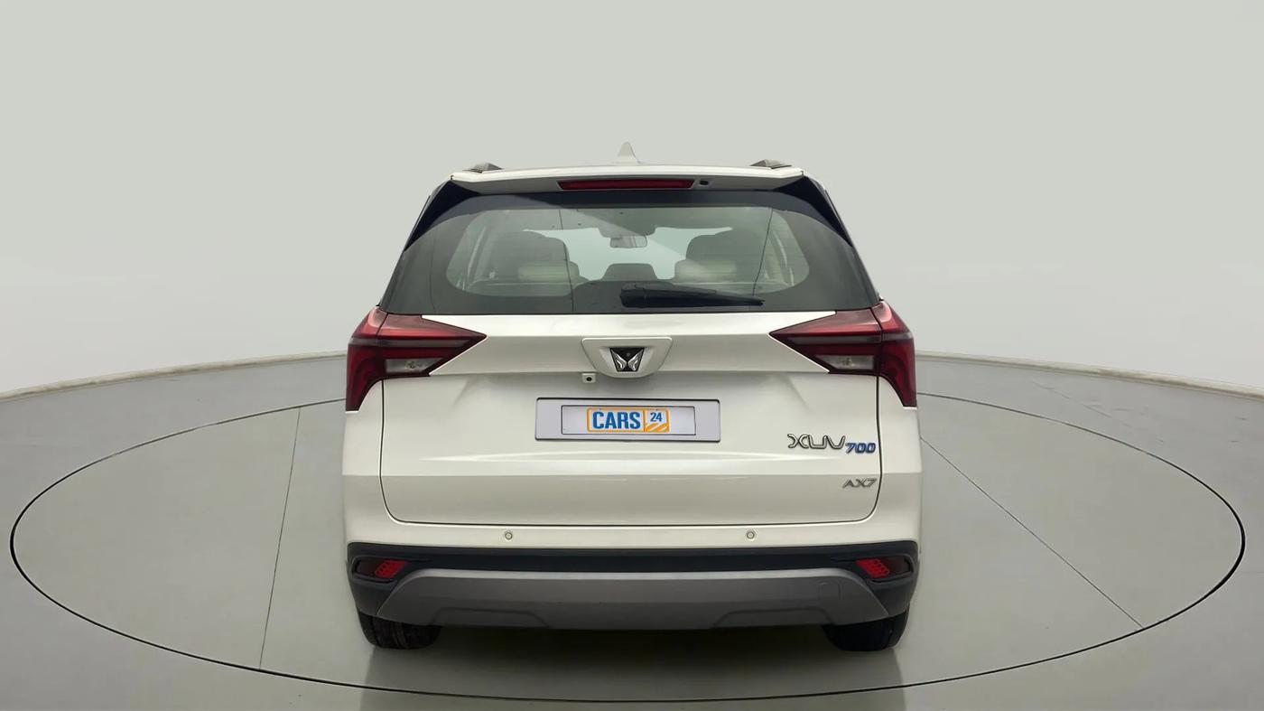 2022 Mahindra XUV700 AX 7 P MT 7 STR, Petrol, Manual, 16,993 km, Back/Rear