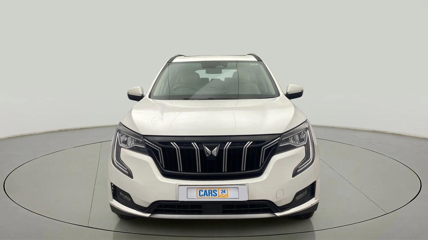 2022 Mahindra XUV700 AX 7 P MT 7 STR, Petrol, Manual, 16,993 km, Front