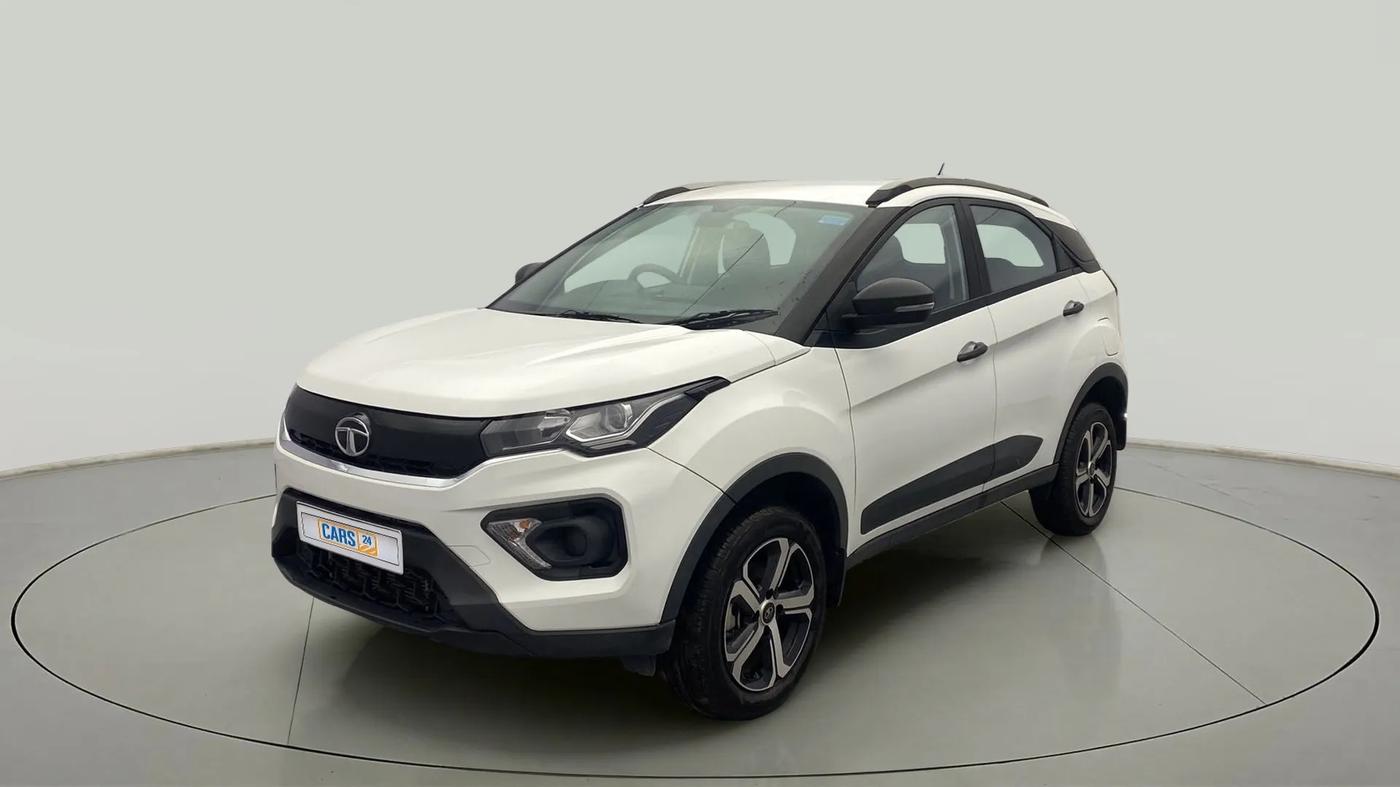 2023 Tata NEXON XMA PETROL, Petrol, Automatic, 7,630 km, Left Front Diagonal