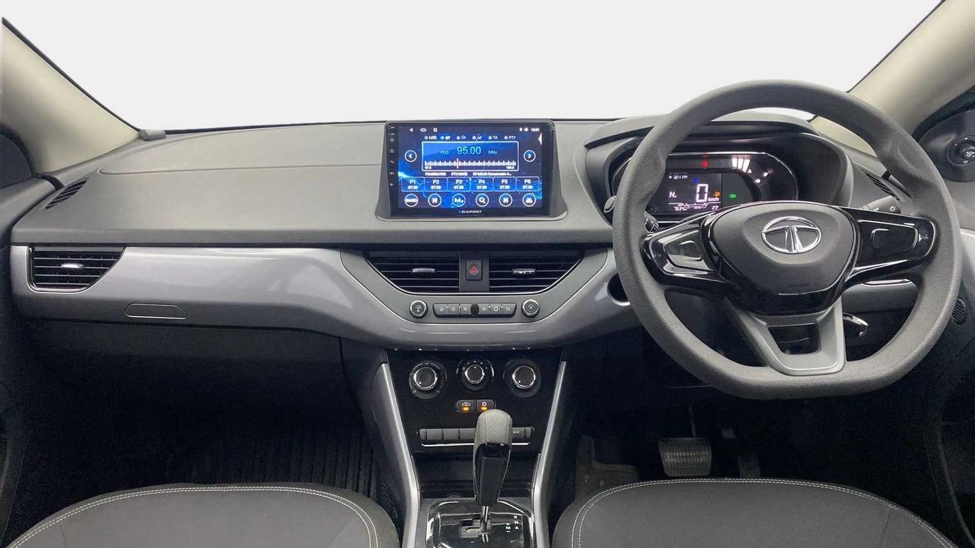 2023 Tata NEXON XMA PETROL, Petrol, Automatic, 7,630 km, Dashboard