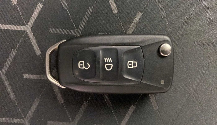 2023 Tata NEXON XMA PETROL, Petrol, Automatic, 7,630 km, Key Close Up