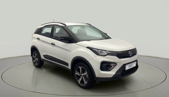2023 Tata NEXON XMA PETROL, Petrol, Automatic, 7,630 km, SRP