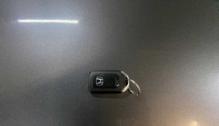 2019 Honda Amaze 1.2L I-VTEC VX, Petrol, Manual, 29,646 km, Key Close Up