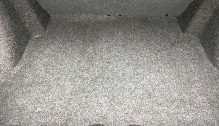 2021 Honda Amaze 1.2L I-VTEC VX CVT, Petrol, Automatic, 21,140 km, Boot Inside