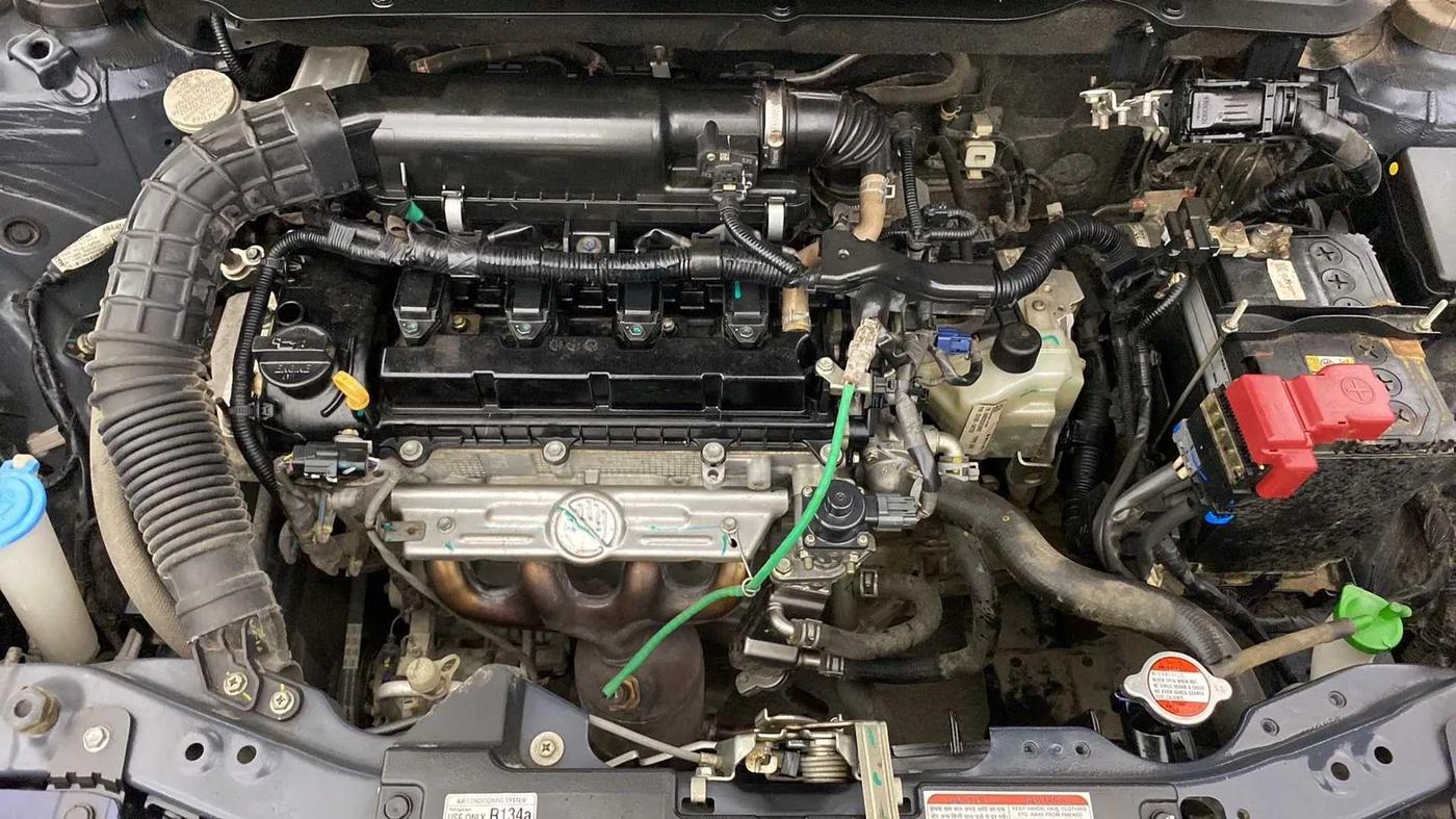 2021 Maruti Swift VXI AMT, Petrol, Automatic, 29,720 km, Open Bonet