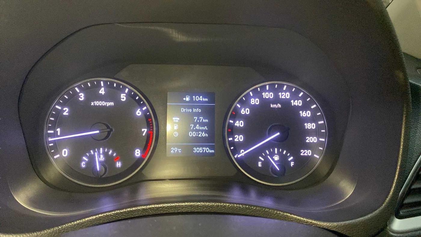 2019 Hyundai Verna 1.6 VTVT SX, Petrol, Manual, 30,562 km, Odometer Image