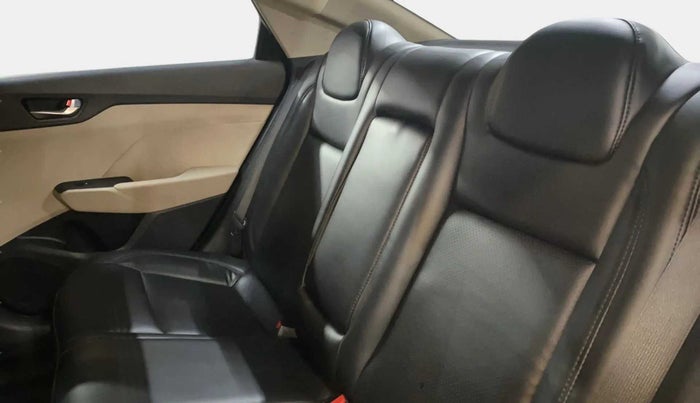 2019 Hyundai Verna 1.6 VTVT SX, Petrol, Manual, 30,562 km, Right Side Rear Door Cabin
