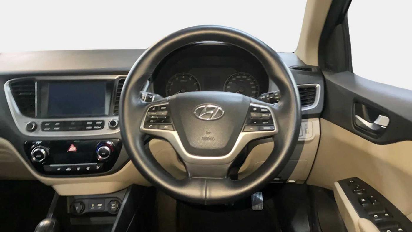 2019 Hyundai Verna 1.6 VTVT SX, Petrol, Manual, 30,562 km, Steering Wheel Close Up