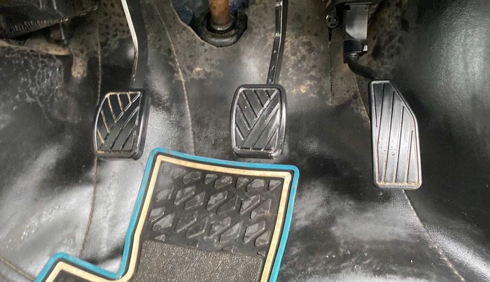 2020 Maruti New Wagon-R LXI CNG 1.0, CNG, Manual, 70,195 km, Pedals