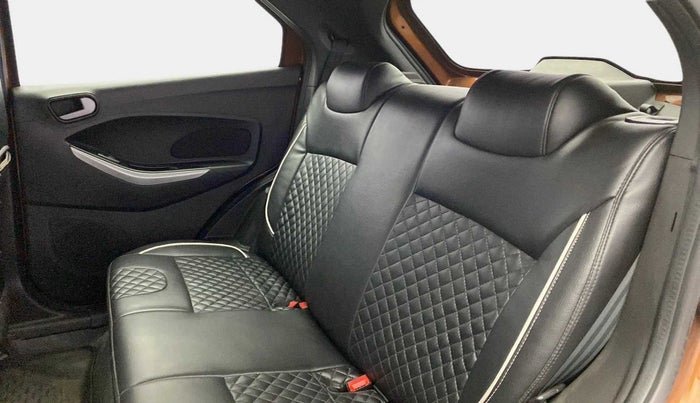 2018 Ford FREESTYLE TREND 1.2 PETROL, Petrol, Manual, 46,516 km, Right Side Rear Door Cabin