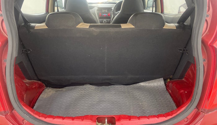 2015 Hyundai Eon ERA +, Petrol, Manual, 47,659 km, Boot Inside