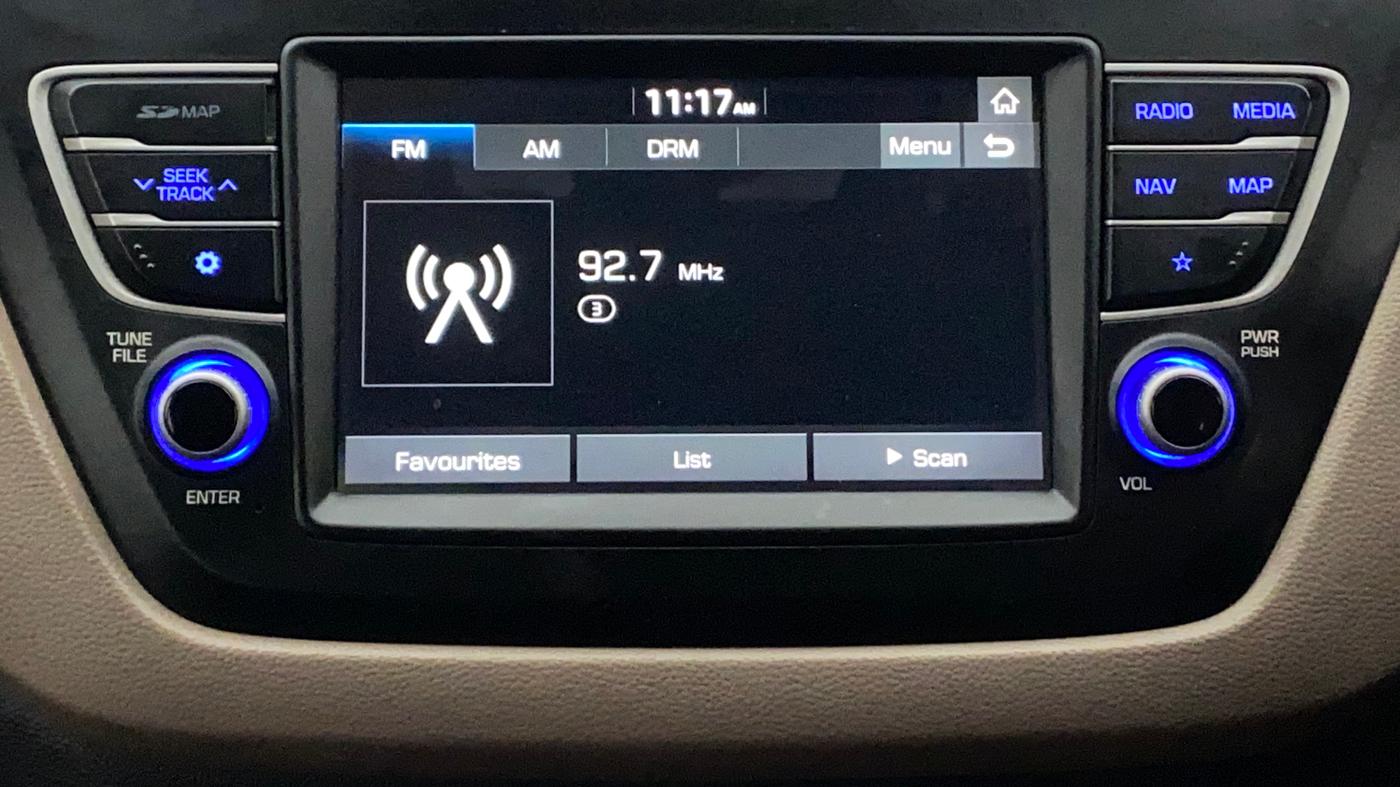 2019 Hyundai Elite i20 ASTA 1.2 (O), Petrol, Manual, 22,782 km, Infotainment System