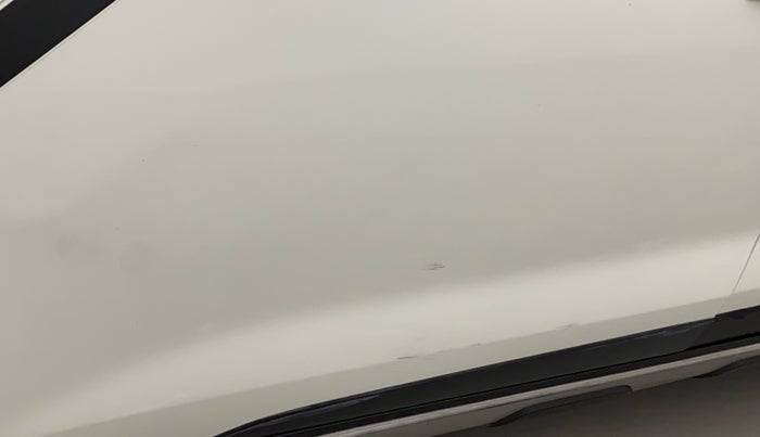 2016 Maruti Vitara Brezza ZDI, Diesel, Manual, 82,306 km, Front passenger door - Slightly dented