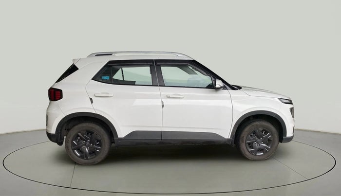 2023 Hyundai VENUE S PLUS 1.5 CRDI, Diesel, Manual, 17,482 km, Right Side View