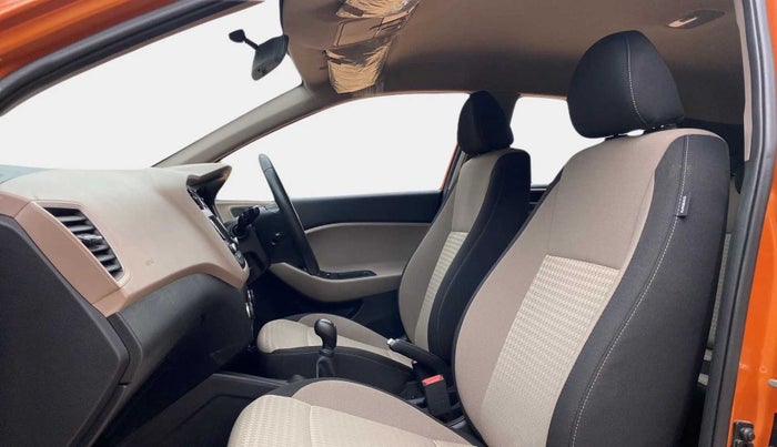 2018 Hyundai Elite i20 ASTA 1.2 (O), Petrol, Manual, 15,894 km, Right Side Front Door Cabin